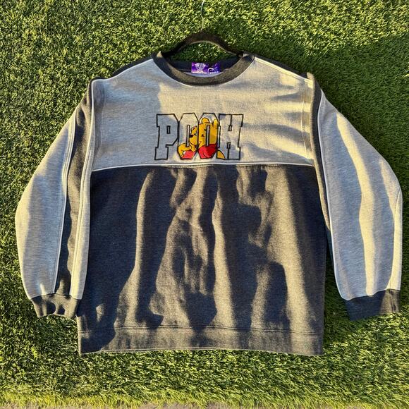 2002 Pooh 100 Acre Collection Two Toned Grey Embroidered POOH Varsity Crewneck - Picture 1 of 6